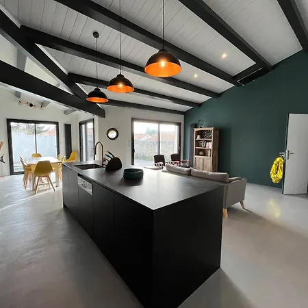 Villa La De La Bonable *